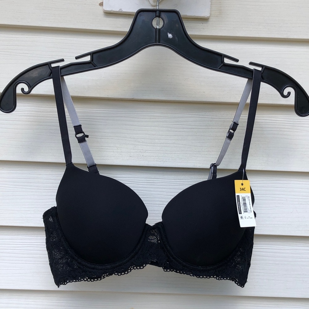 Everyday Black Adjustable Strap Bra